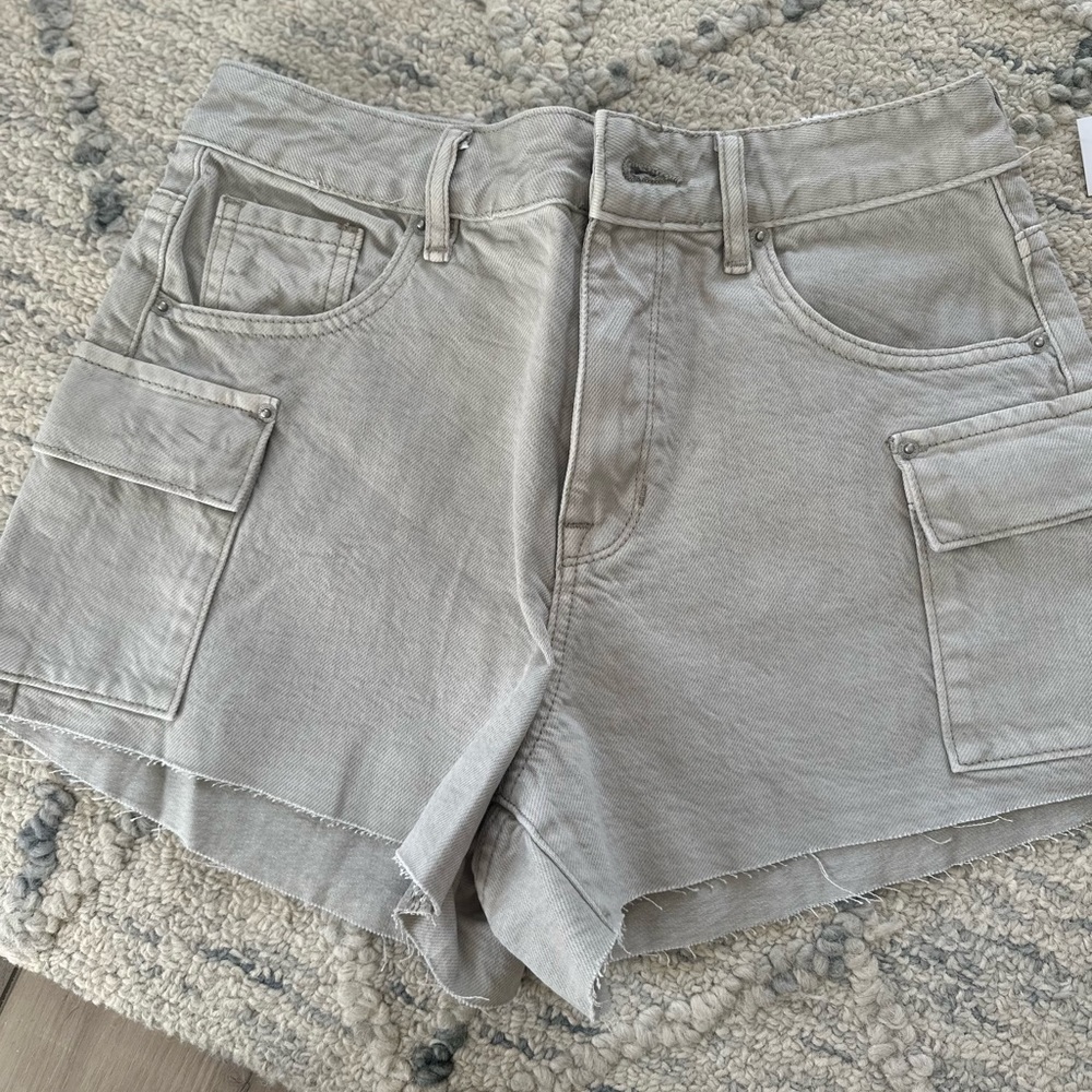 NWT gray pacsun ultra high rise cargo short - Picture 5 of 7